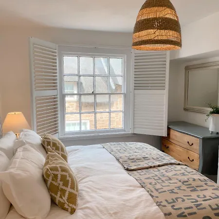 The Limes - Beautiful Townhouse In Oakham Apartment Exterior photo